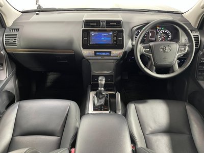 TOYOTA LAND CRUISER PRADO - 3