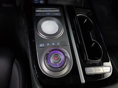 GENESIS G80 (RG3) - 9