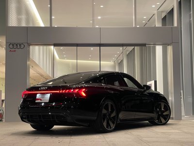 AUDI E-TRON GT QUATTRO - 3