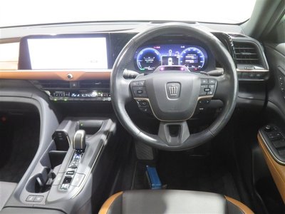 TOYOTA CROWN CROSSOVER - 4