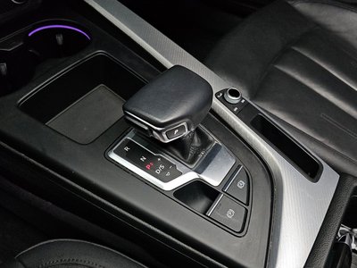 AUDI A4 - 9