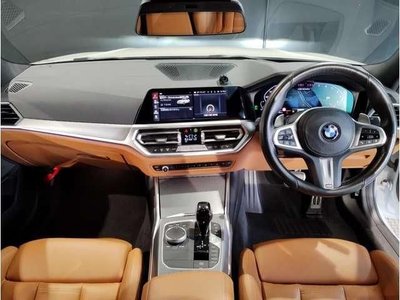 2021 BMW 3 SERIES — фото 3