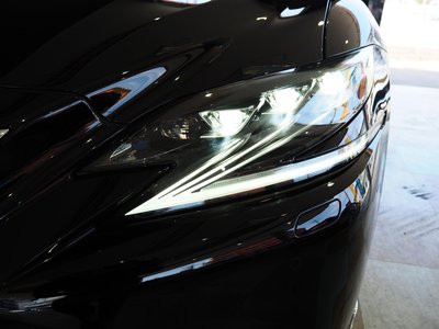 2018 Lexus LS — миниатюра 14