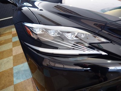 2018 Lexus LS — миниатюра 13