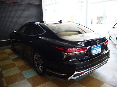 2018 Lexus LS — миниатюра 12