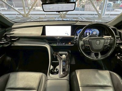 TOYOTA CROWN SPORT - 3