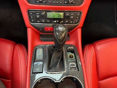2015 Maserati GRANCABRIO thumbnail 26