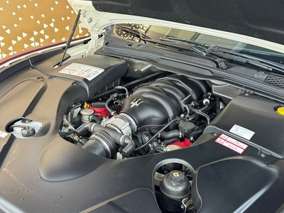 2015 Maserati GRANCABRIO photo 9