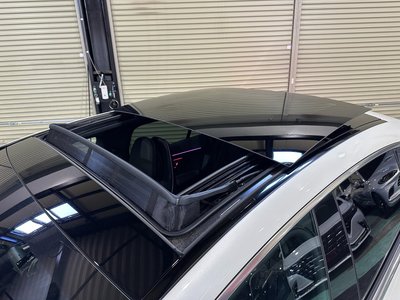 MERCEDES-BENZ EQS - 4