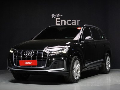 AUDI Q7 - 1