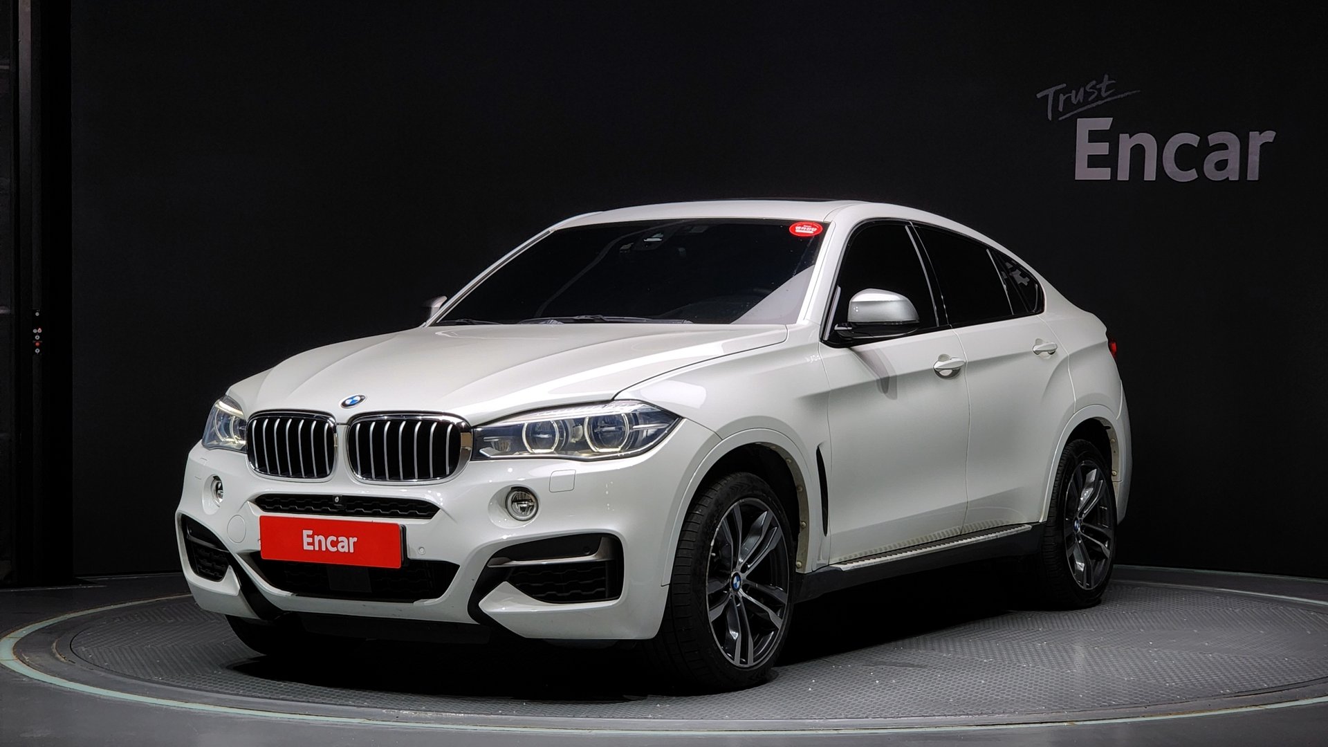 BMW X6 - View 1