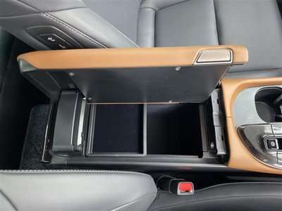 2025 Toyota CROWN CROSSOVER 缩略图 23