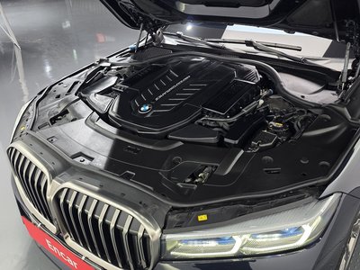 BMW 7 SERIES - 7