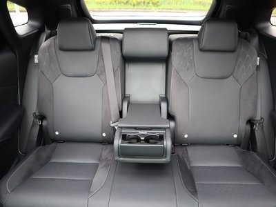 صورة مصغرة 58 لـ 2025 Lexus RX