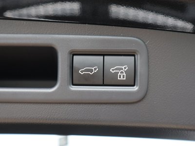 صورة مصغرة 33 لـ 2025 Lexus RX