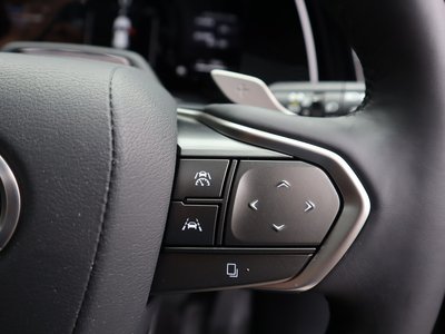 صورة مصغرة 35 لـ 2025 Lexus RX