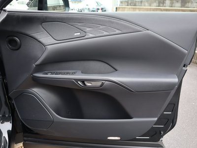 صورة مصغرة 59 لـ 2025 Lexus RX