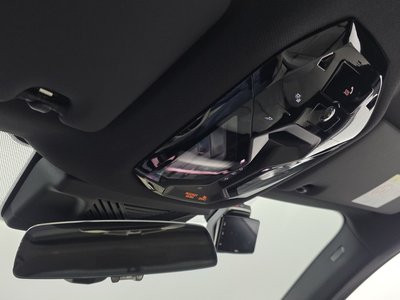 2025 BMW 5 SERIES thumbnail 17