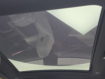 2025 BMW 5 SERIES thumbnail 19