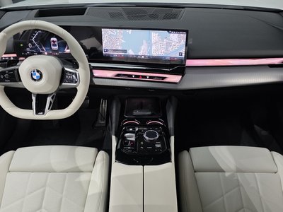 2025 BMW 5 SERIES photo 5