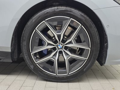 2025 BMW 5 SERIES photo 8