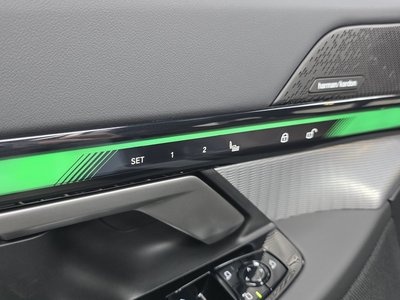 2025 BMW 5 SERIES — миниатюра 30