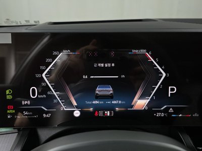 2025 BMW 5 SERIES — миниатюра 11