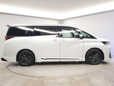 TOYOTA VELLFIRE - 2