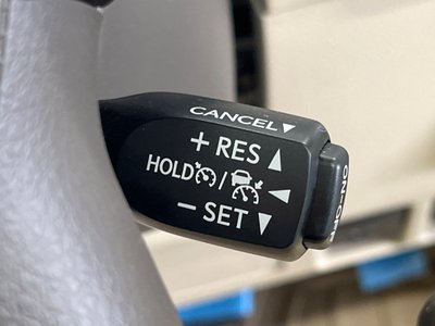 TOYOTA LAND CRUISER PRADO - 8