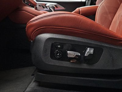 2025 BMW XM 缩略图 37