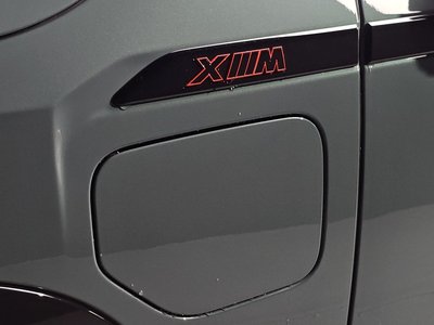 2025 BMW XM 缩略图 34