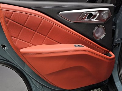 2025 BMW XM 缩略图 15
