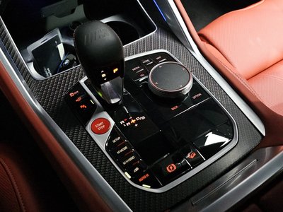 2025 BMW XM 缩略图 12