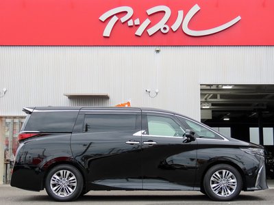 صورة 8 لـ 2025 Toyota ALPHARD