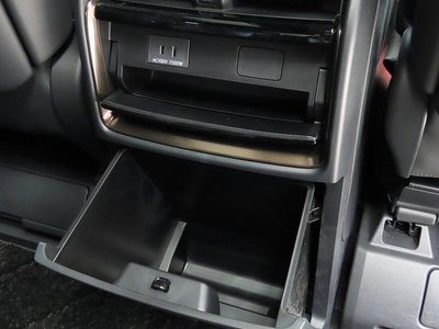 2025 Toyota ALPHARD 缩略图 61