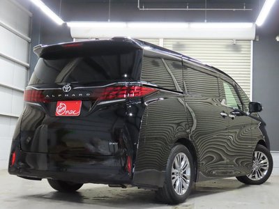 صورة 6 لـ 2025 Toyota ALPHARD