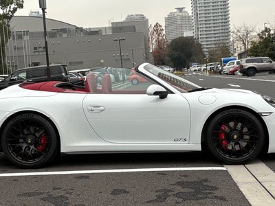 PORSCHE 911 CABRIOLET - 2