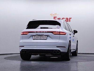 PORSCHE CAYENNE - 3
