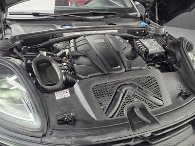 PORSCHE MACAN - 7