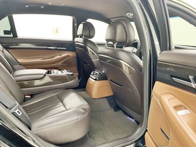 صورة مصغرة 14 لـ 2021 Genesis G90
