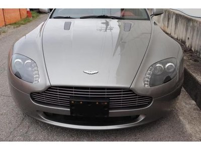 ASTON MARTIN V8 VANTAGE - 5