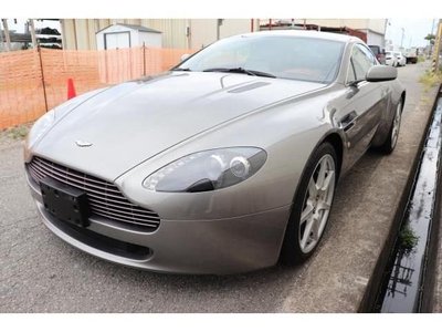 ASTON MARTIN V8 VANTAGE - 4