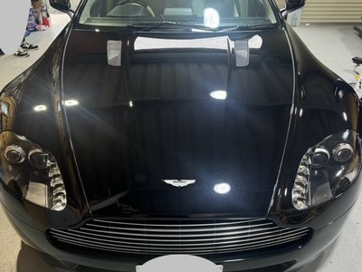 ASTON MARTIN VANTAGE - 2
