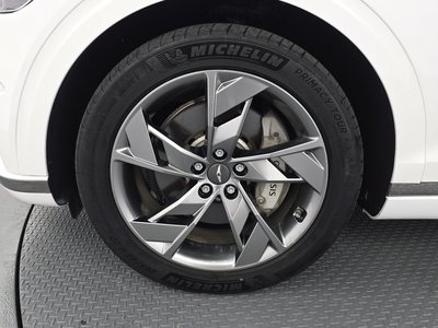 صورة 6 لـ 2022 Genesis ELECTRIFIED GV70