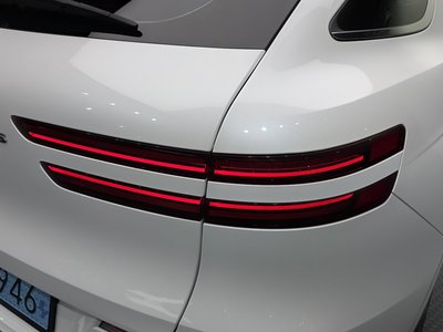 صورة 10 لـ 2022 Genesis ELECTRIFIED GV70
