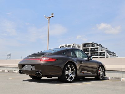 PORSCHE 911 - 9