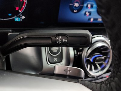 MERCEDES-BENZ GLB - 9