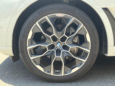2024 BMW X7 缩略图 15
