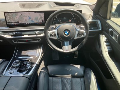 2024 BMW X7 缩略图 19