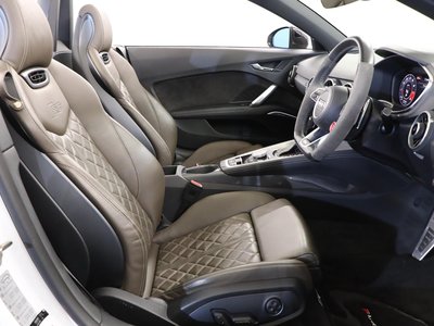 AUDI TT RS ROADSTER - 9